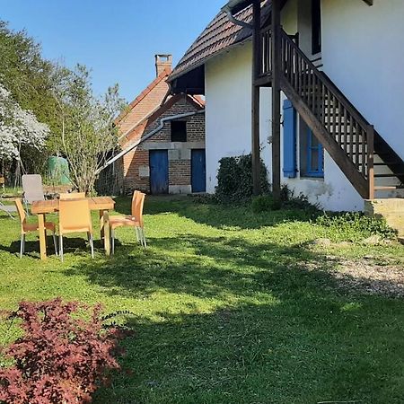 Gite Chez Leo Varennes-sur-le-Doubs Exterior foto